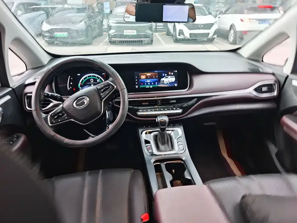 GAC Motor Trumpchi M6 — фото 2