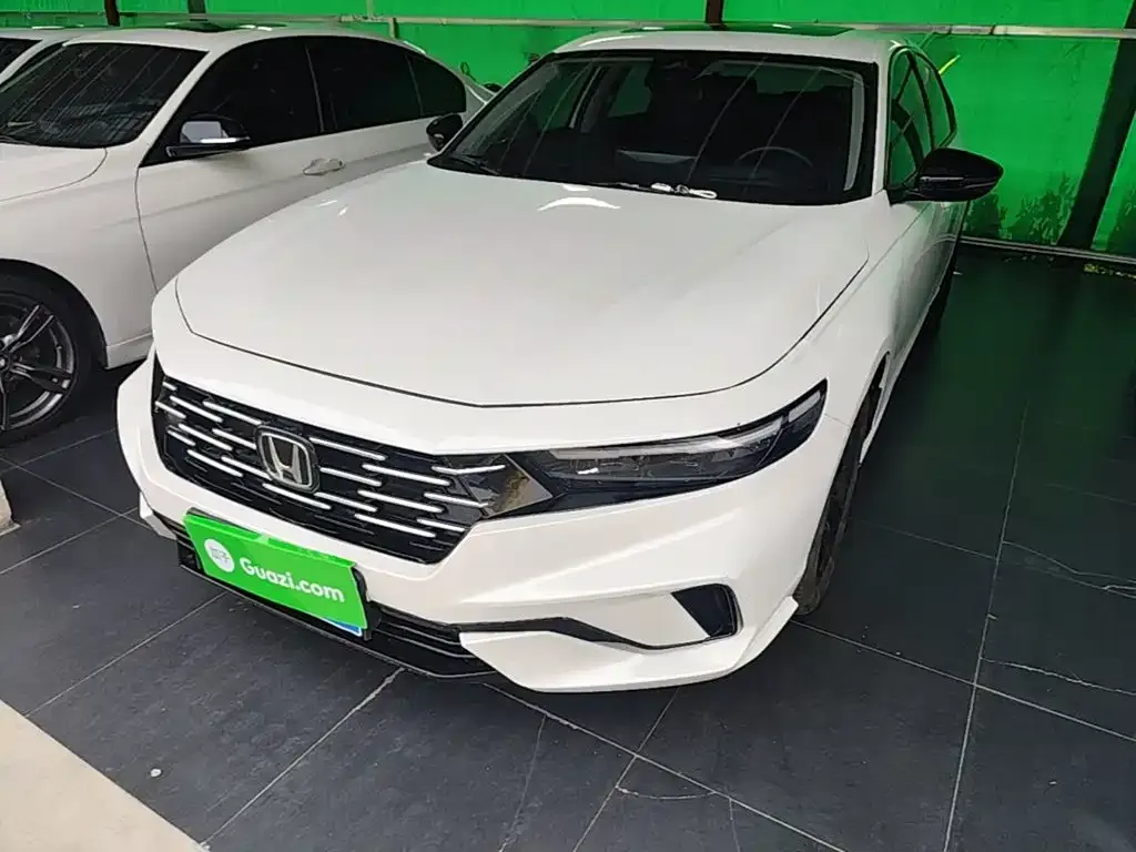 Honda Accord — фото 7