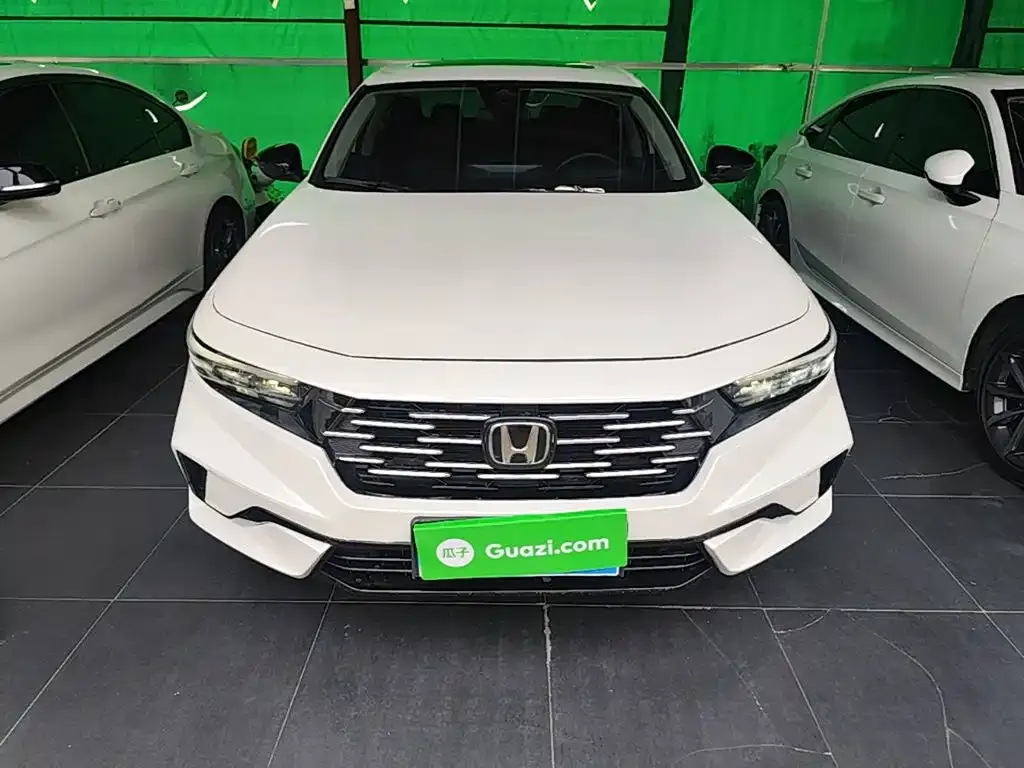 Honda Accord — фото 9