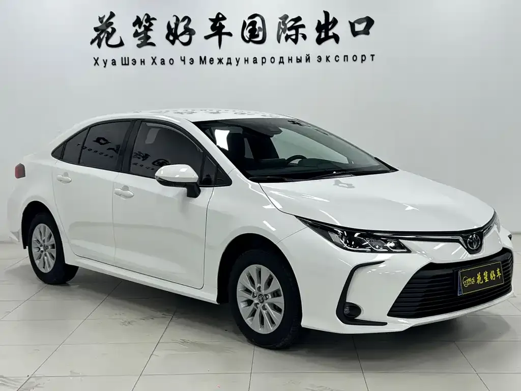 Toyota Corolla — фото 6