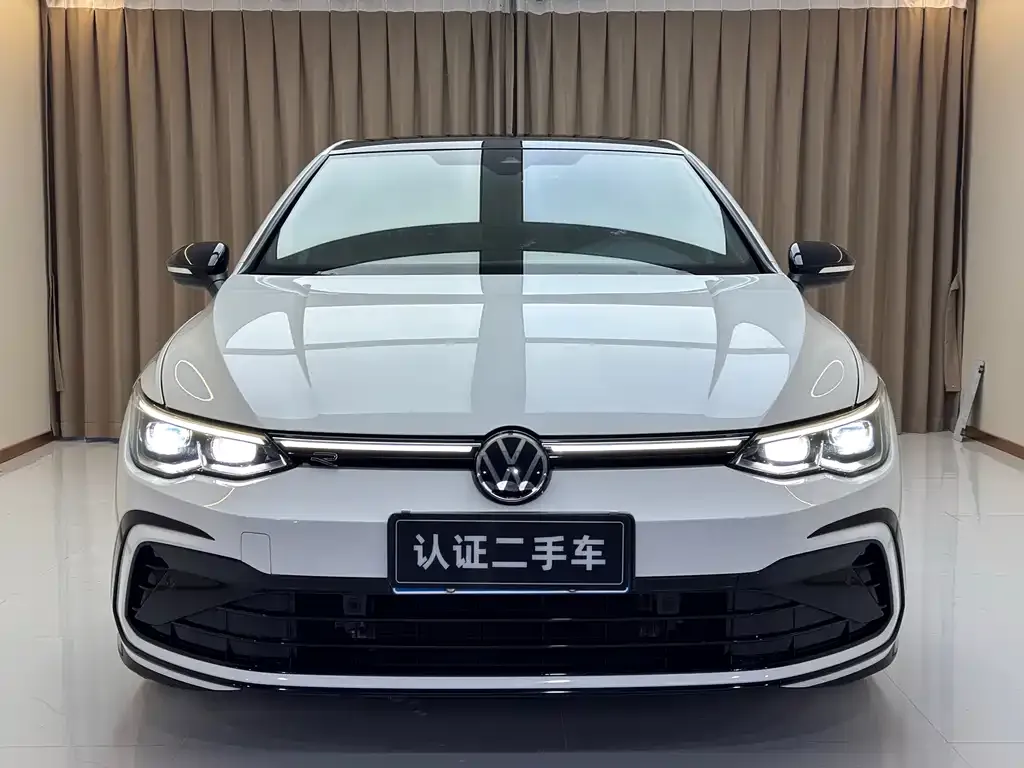 Volkswagen Golf — фото 5