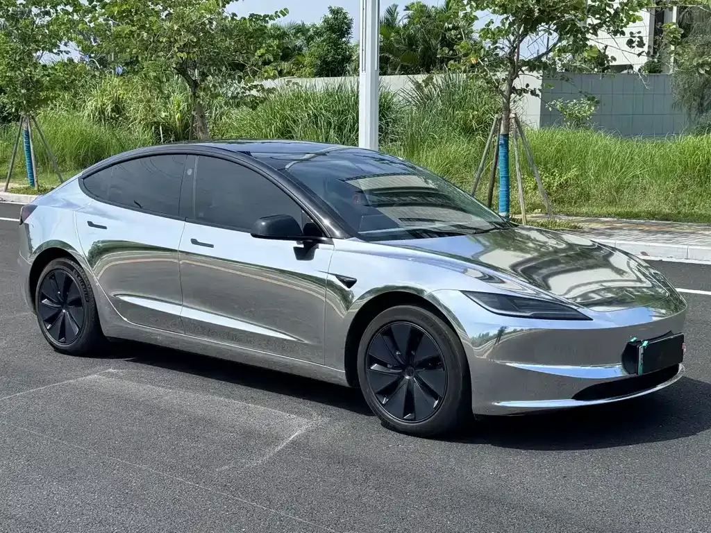 Tesla Model 3 — фото 6