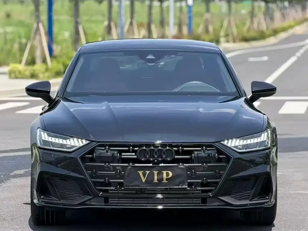 Audi A7L — фото 5