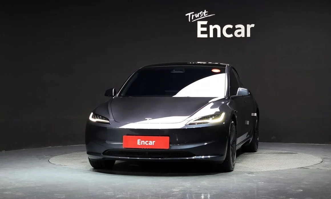 Tesla Model 3 — фото 5