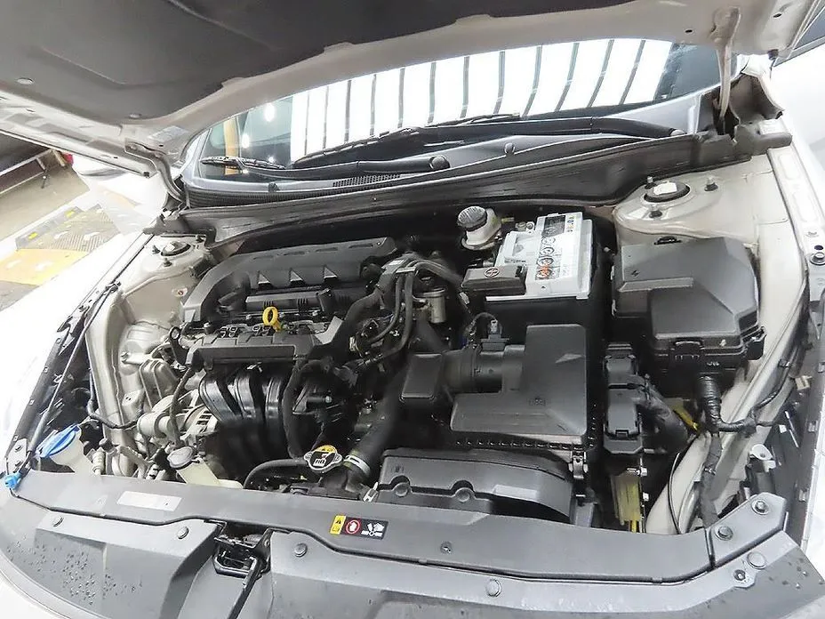 Hyundai AVANTE 2021 из KR, фото 9