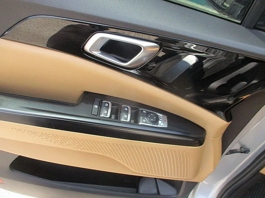 Kia Carnival — фото 10
