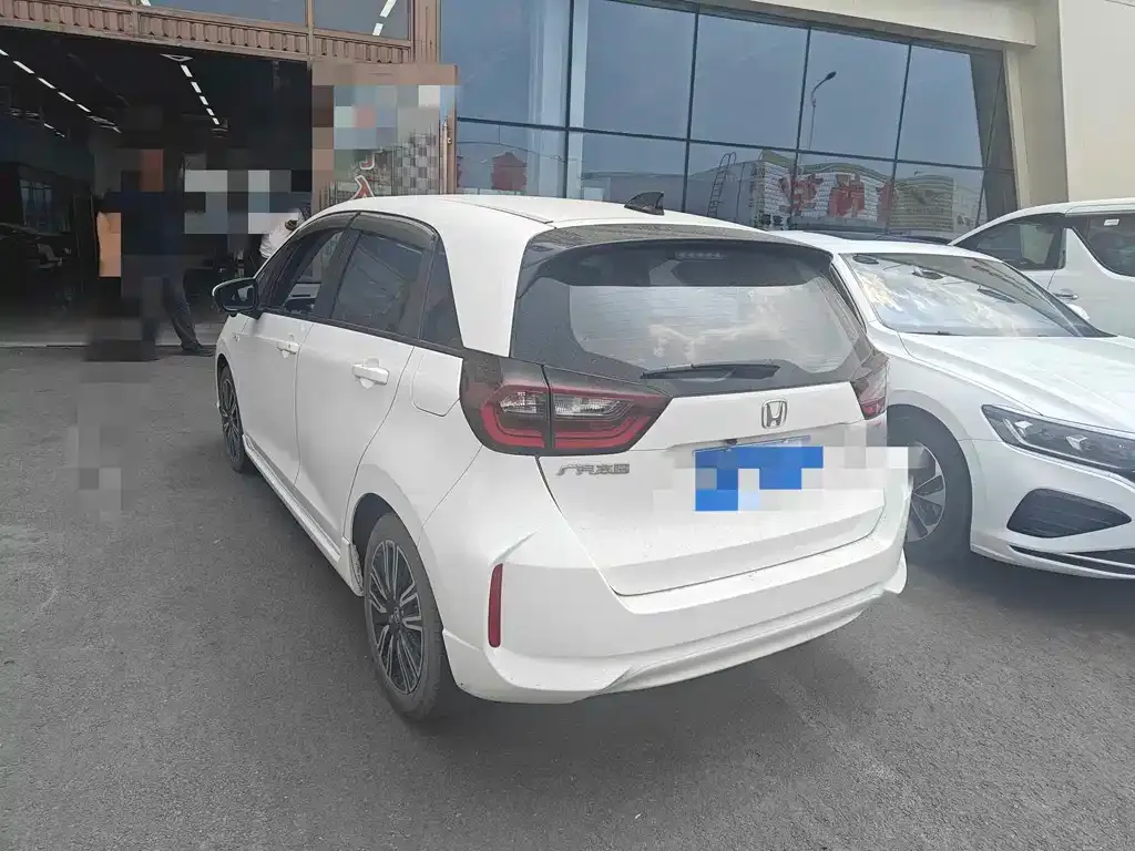 Honda Fit — фото 3