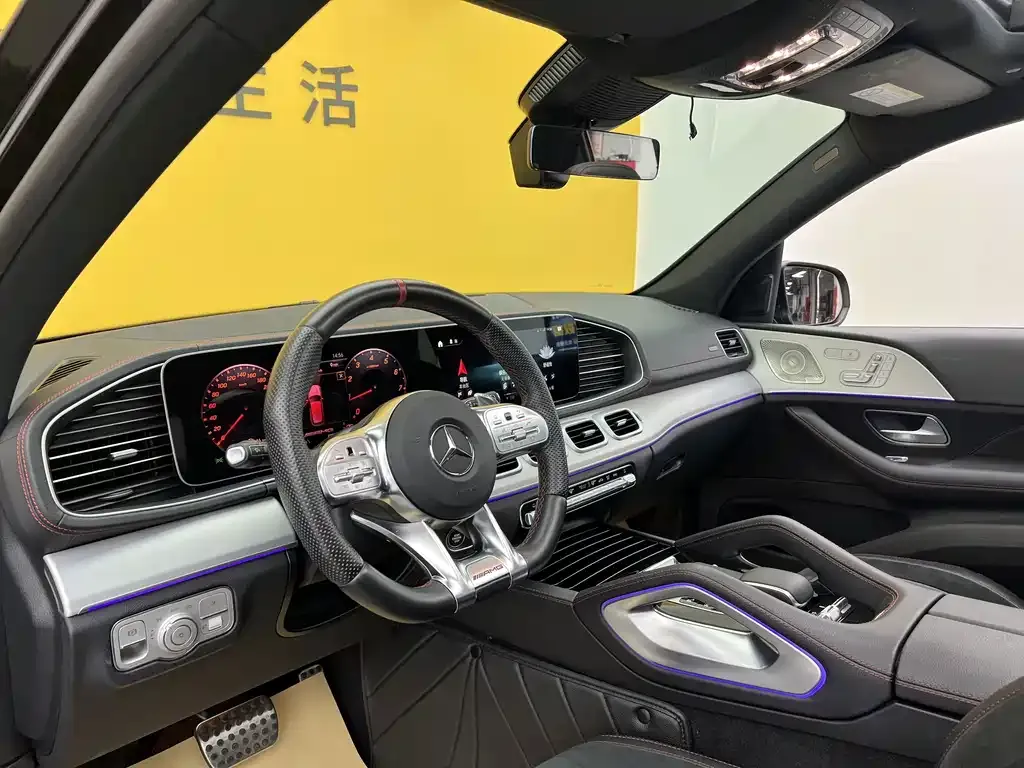 Mercedes-Benz GLE AMG — фото 6