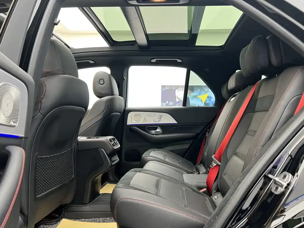 Mercedes-Benz GLE AMG — фото 10