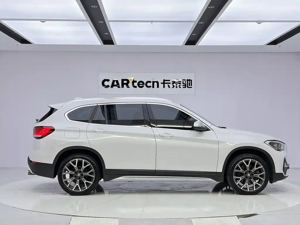 BMW X1 — фото 4