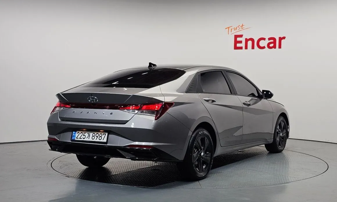 Hyundai AVANTE — фото 2