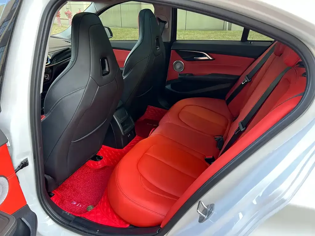 BMW 1 Series — фото 10