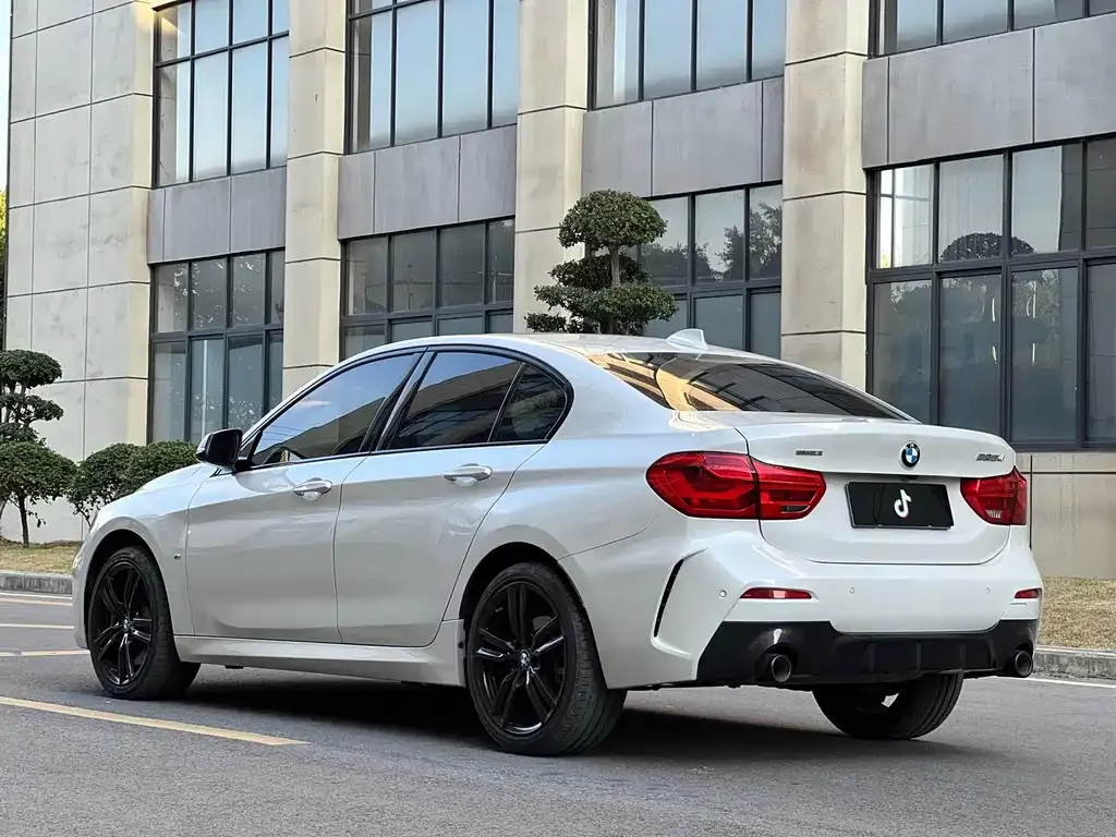 BMW 1 Series — фото 2