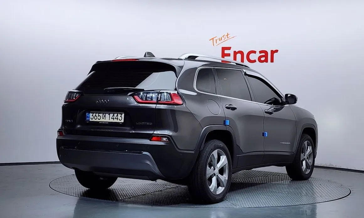 Jeep Cherokee 2021 из KR, фото 5