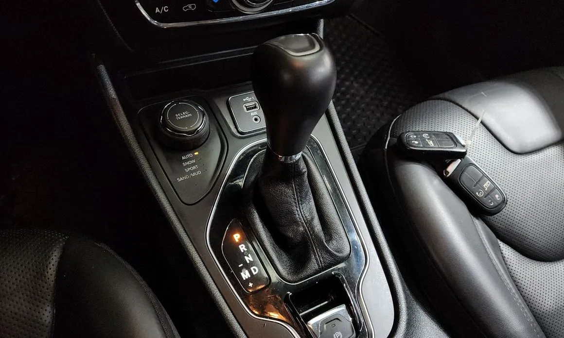 Jeep Cherokee 2021 из KR, фото 8