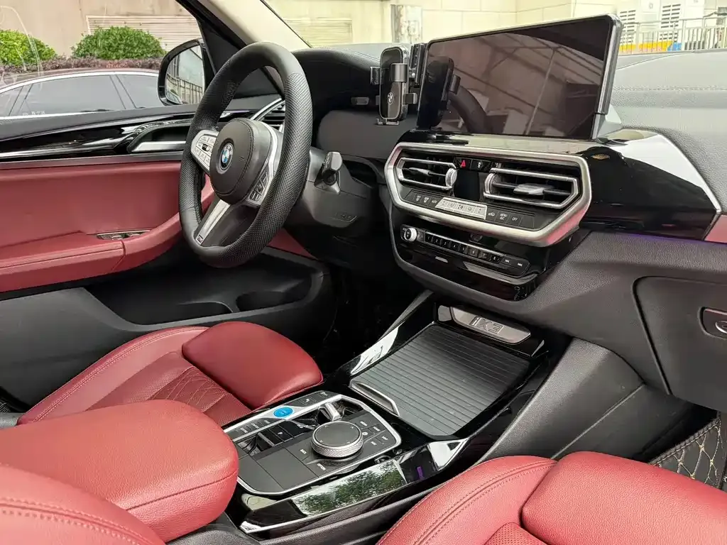 BMW iX3 — фото 2