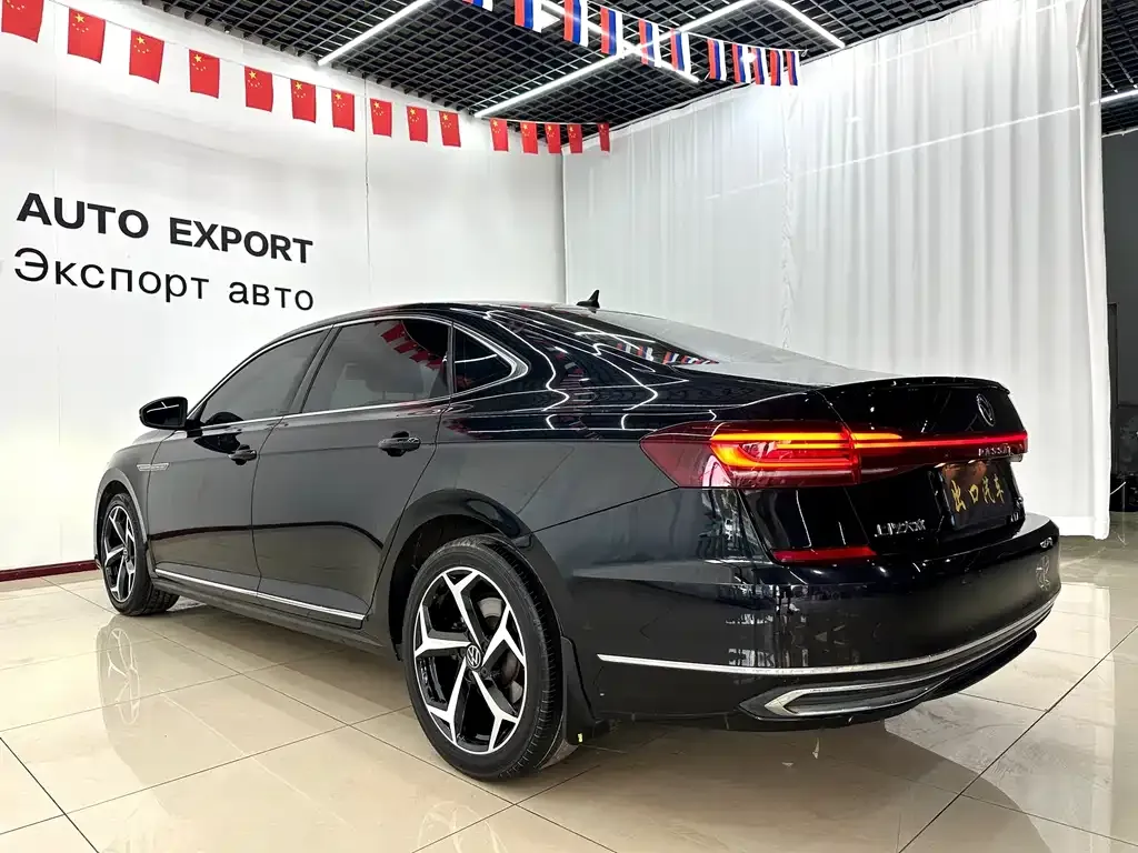 Volkswagen Passat — фото 6