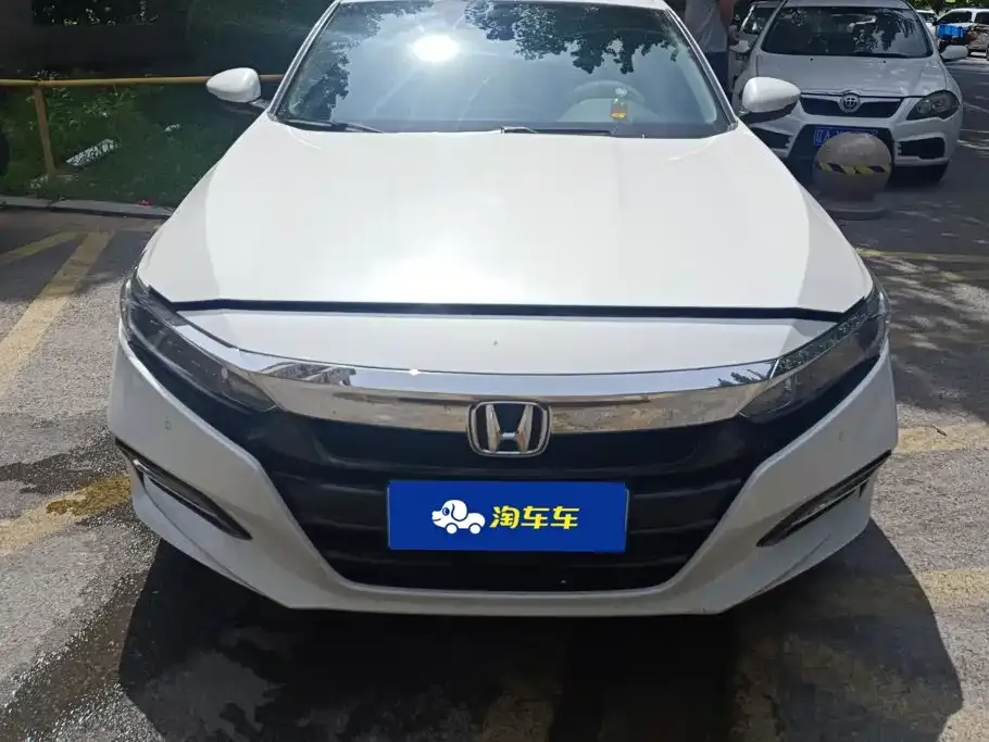 Honda Accord — фото 5