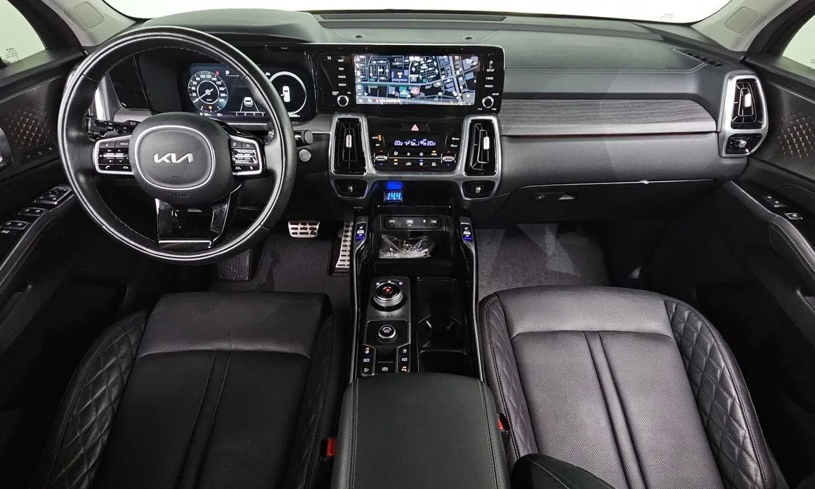 Kia Sorento — фото 9