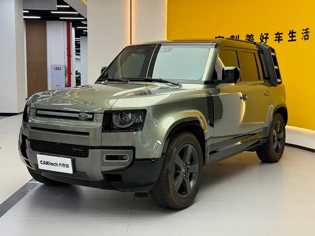 Land Rover Defender — фото 1