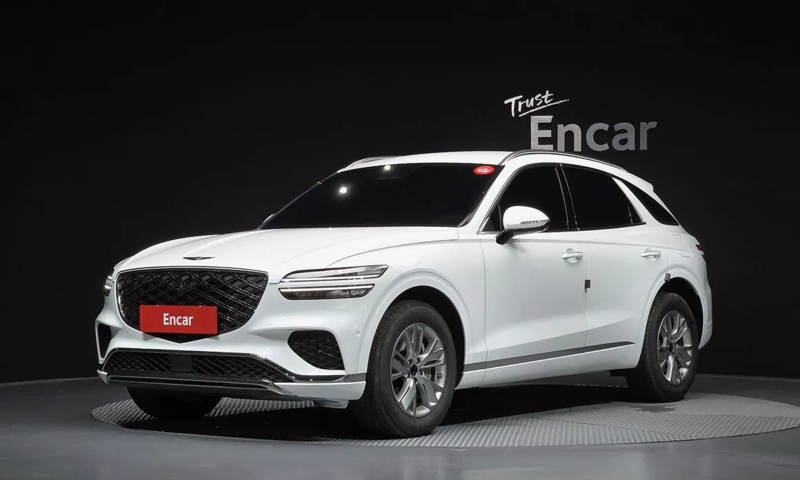 Genesis GV70 — фото 1