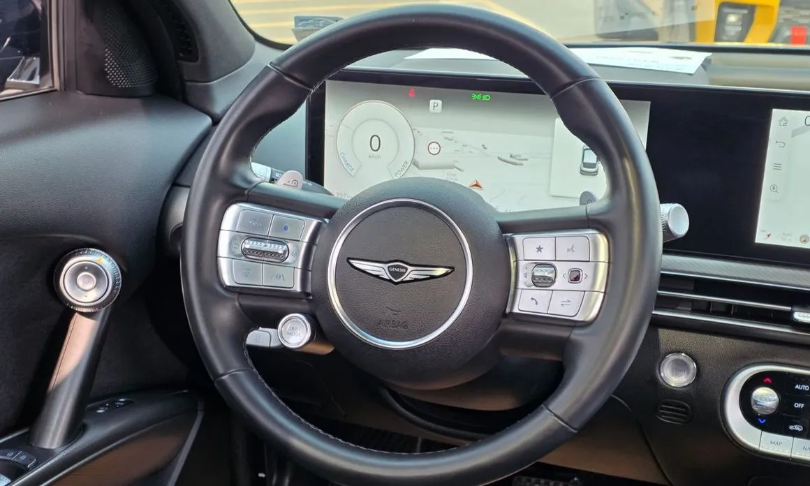 Genesis GV60 — фото 10