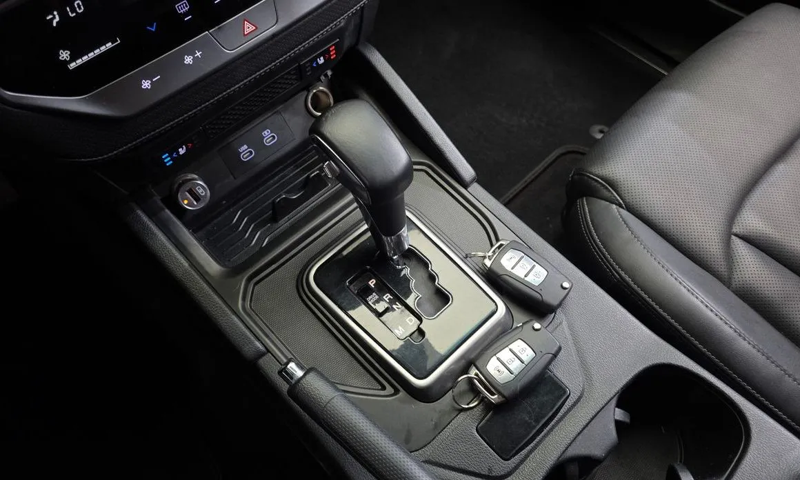 KG Mobility (Ssangyong) Rexton — фото 4