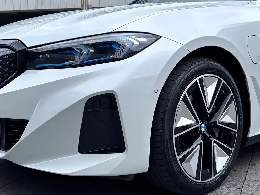 BMW i3 — фото 3