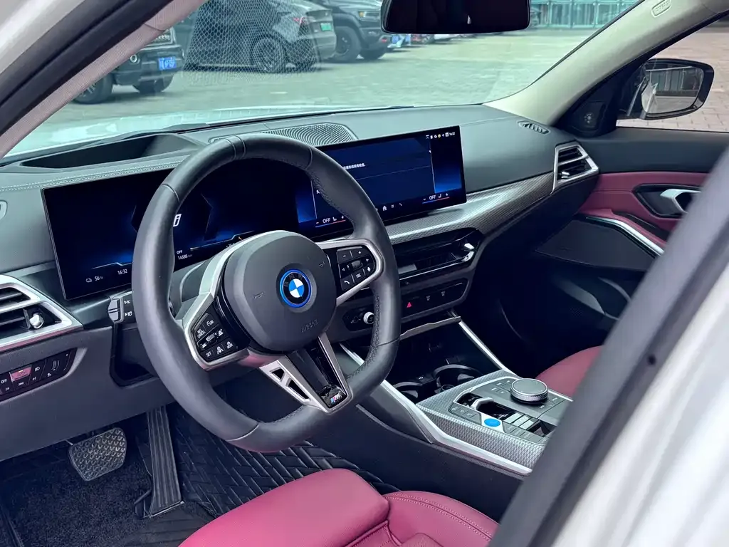 BMW i3 — фото 5