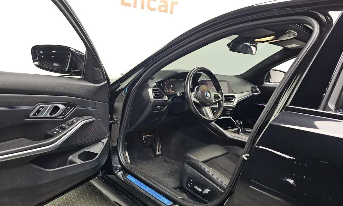 BMW 3-Series 2021 из KR, фото 6