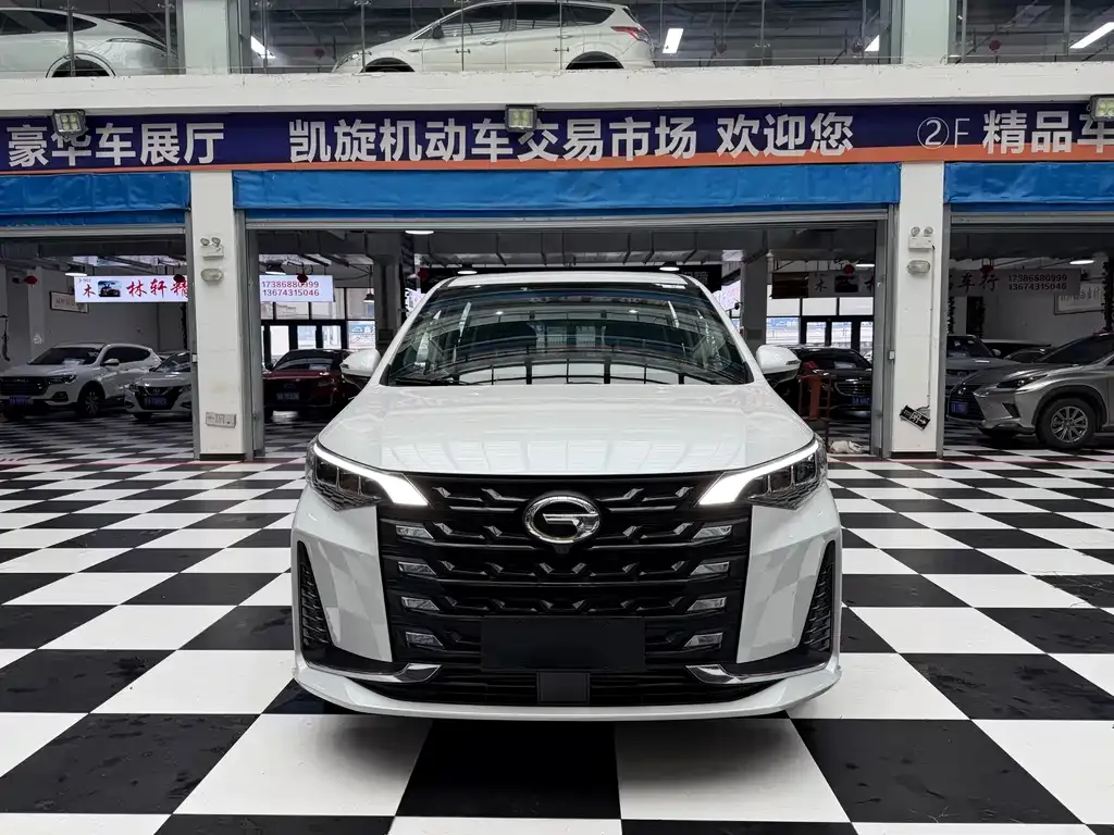GAC Motor Trumpchi M6 — фото 2
