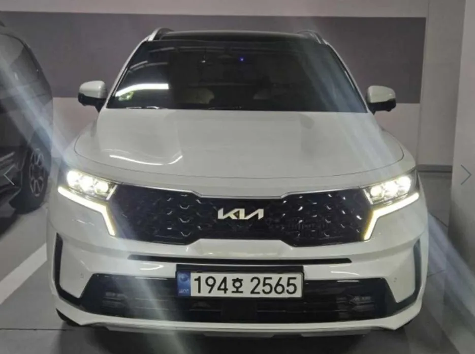 Kia Sorento — фото 8