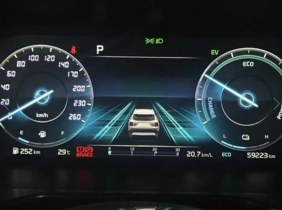 Kia Sorento — фото 10