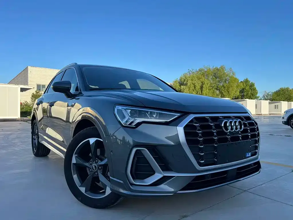 Audi Q3 — фото 4
