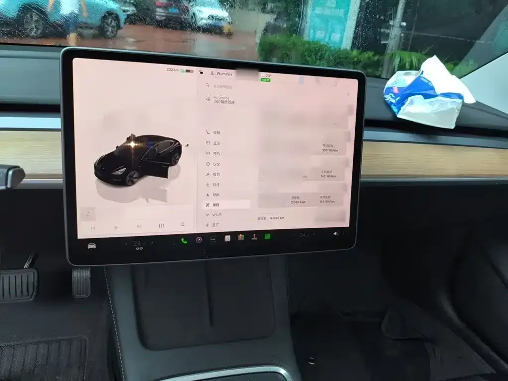 Tesla Model 3 — фото 2