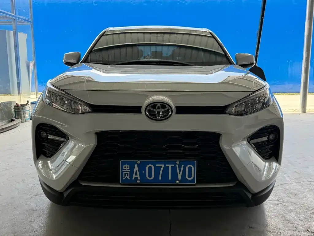 Toyota Wildlander — фото 8