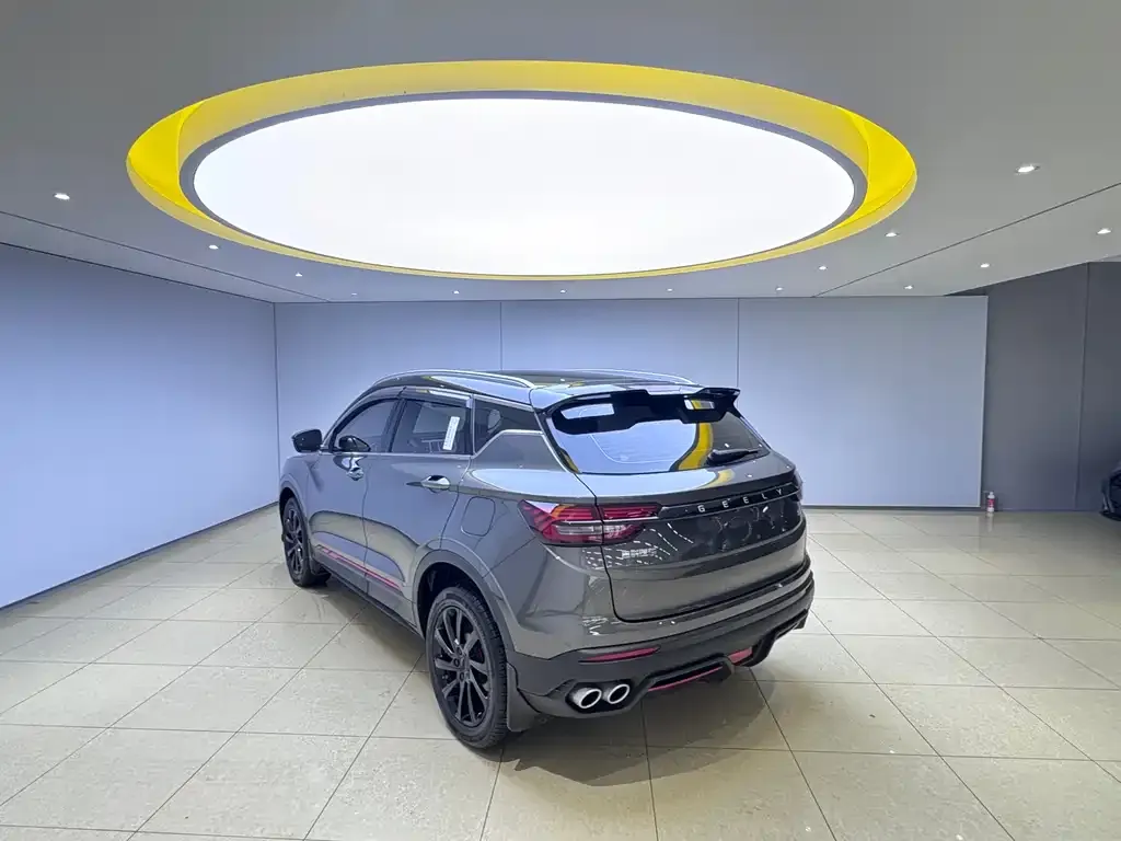 Geely Binyue — фото 10