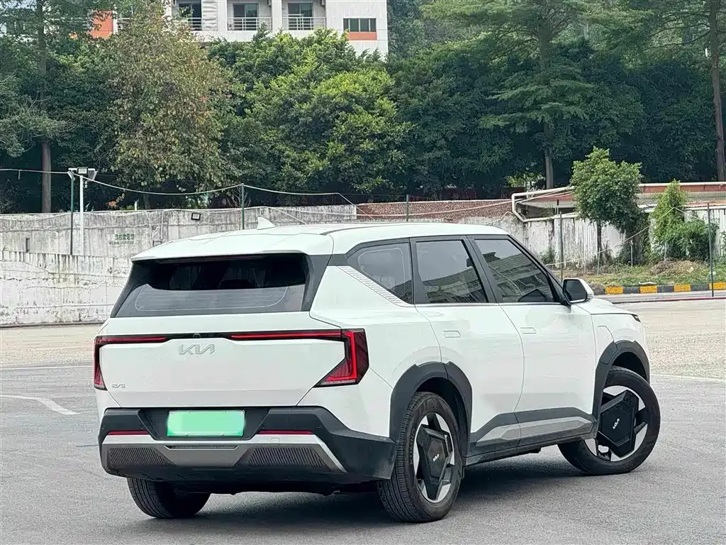 Kia EV5 — фото 9