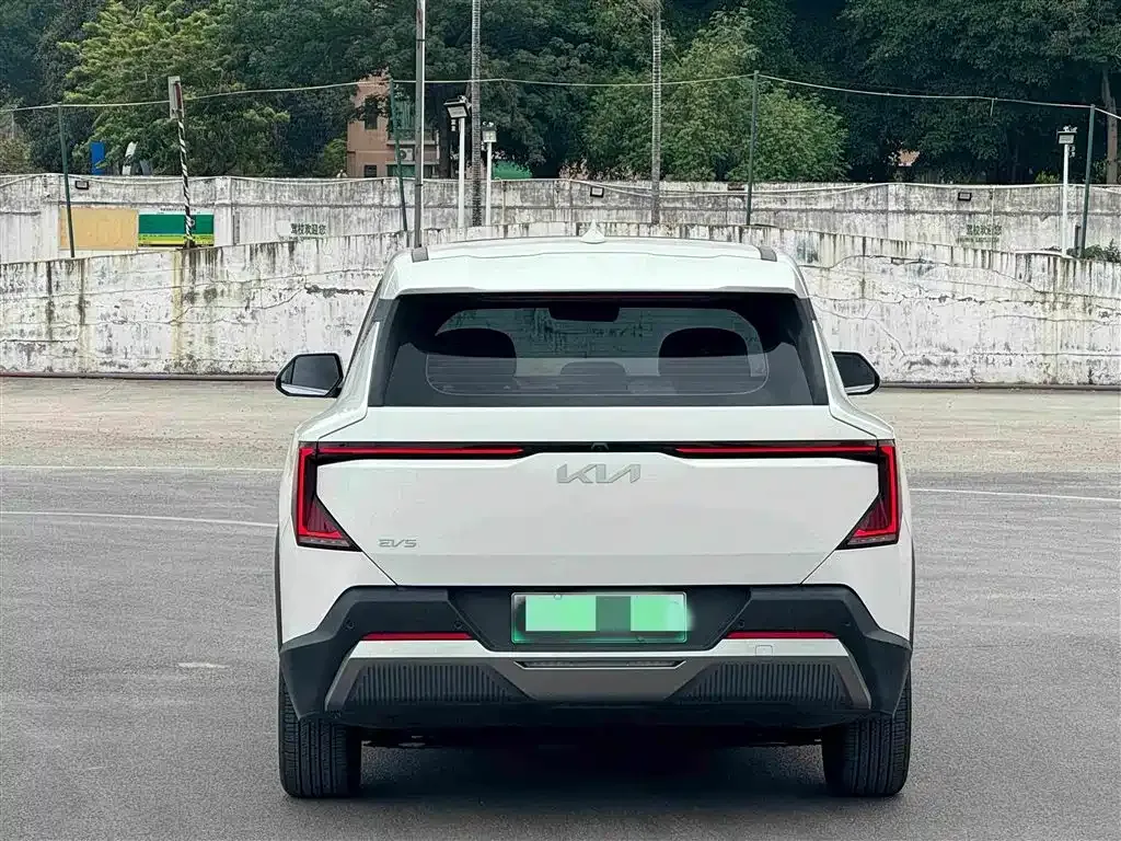 Kia EV5 — фото 8