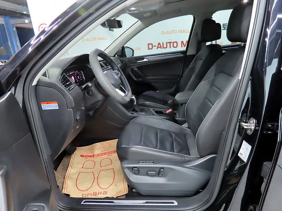 Volkswagen Tiguan — фото 9