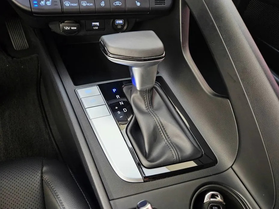 Hyundai AVANTE — фото 10