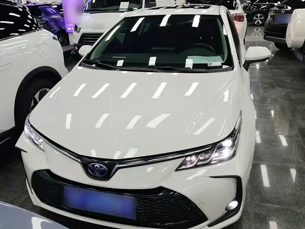 Toyota Corolla — фото 3
