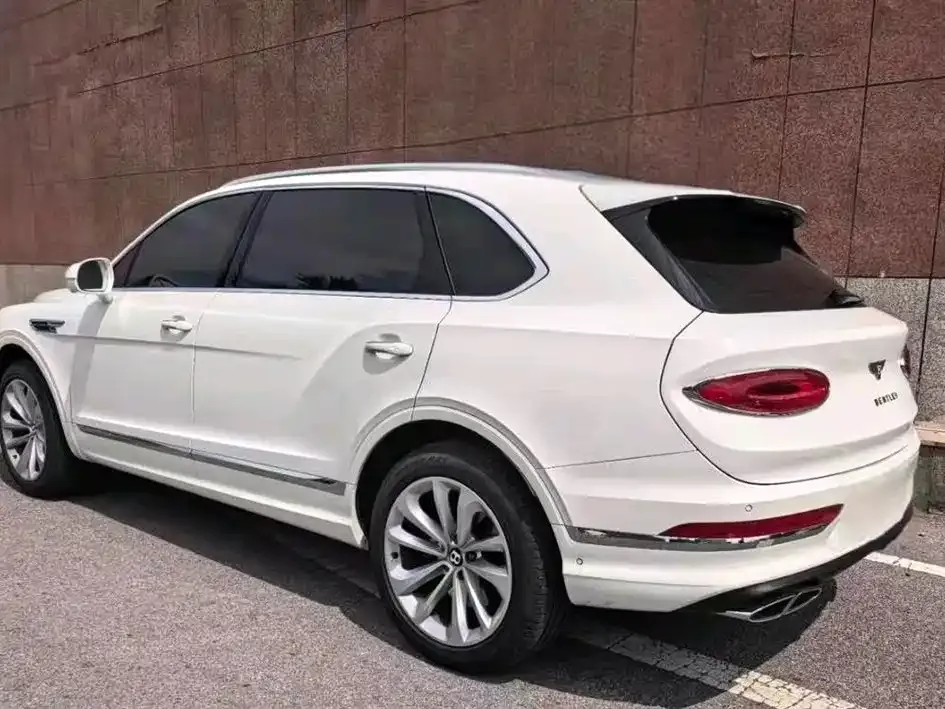 Bentley Bentayga — фото 5