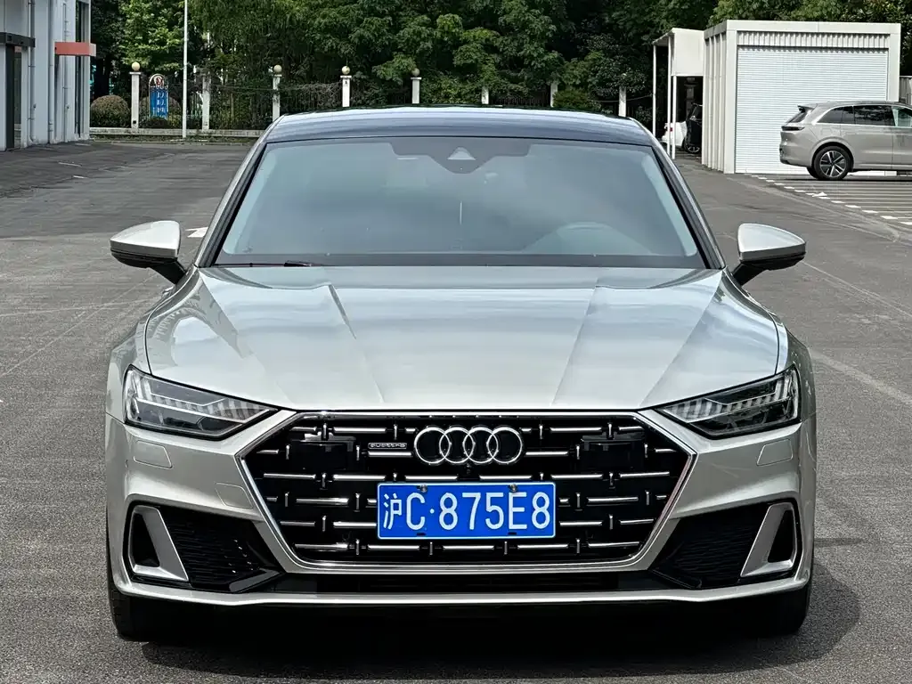 Audi A7L — фото 10