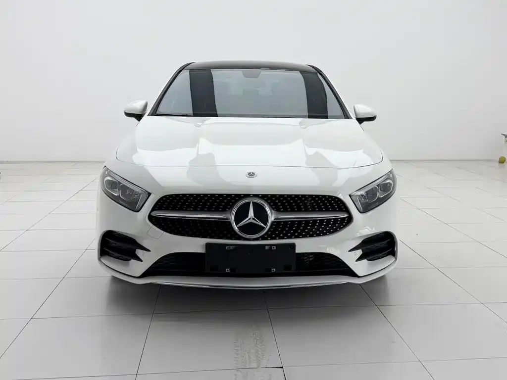 Mercedes-Benz A-Class — фото 1