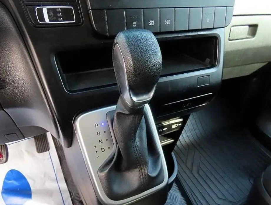 Hyundai Staria — фото 10