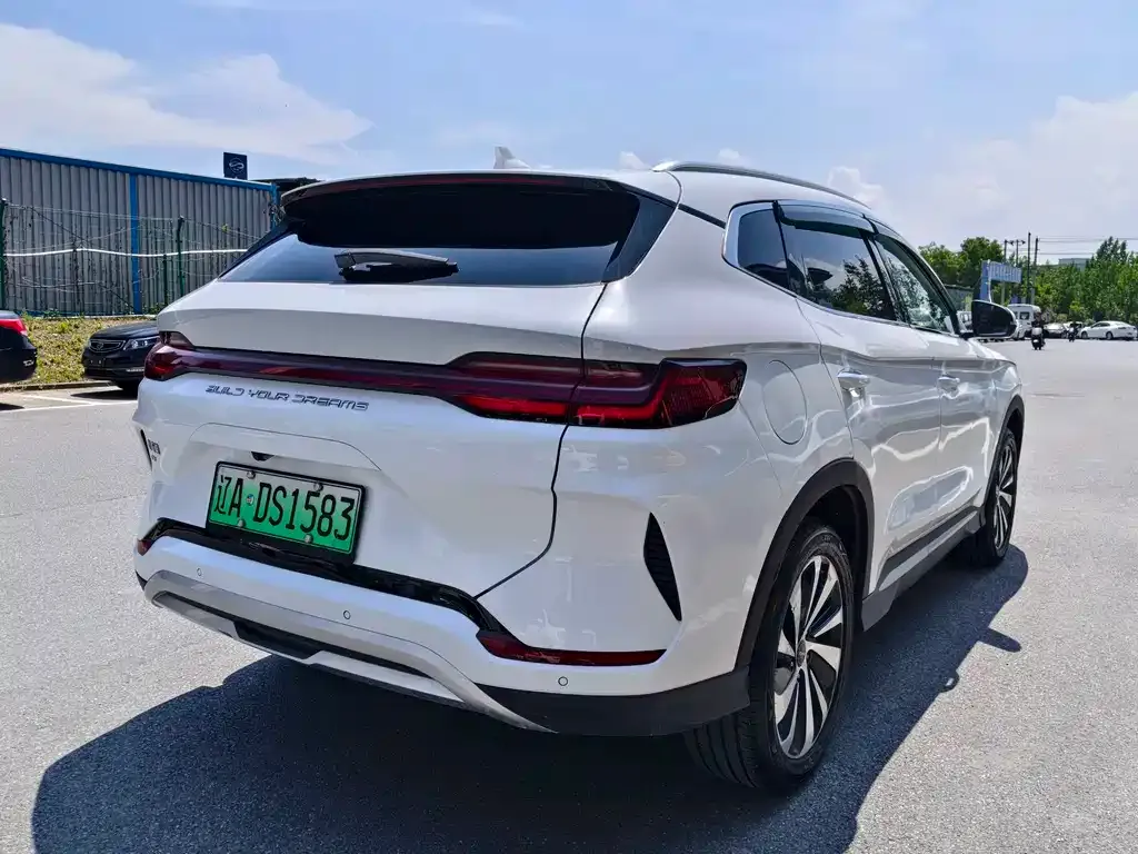 BYD PLUS New Energy — фото 6