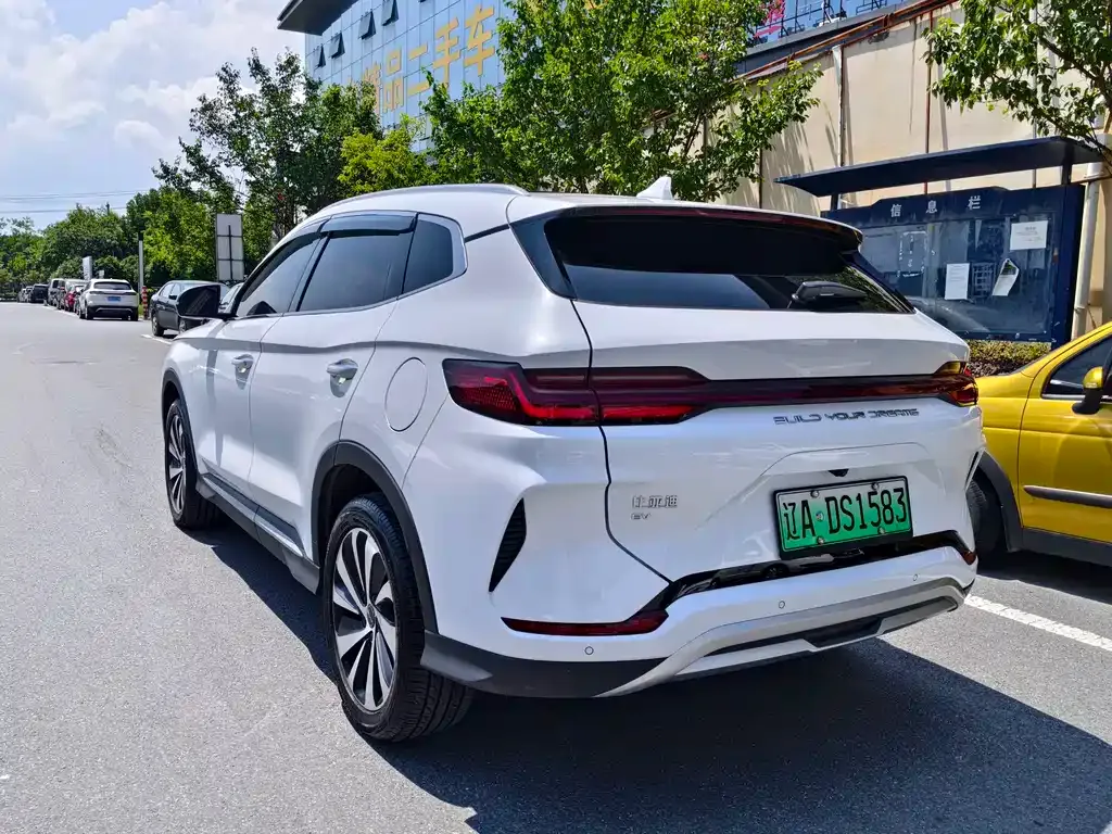 BYD PLUS New Energy — фото 8