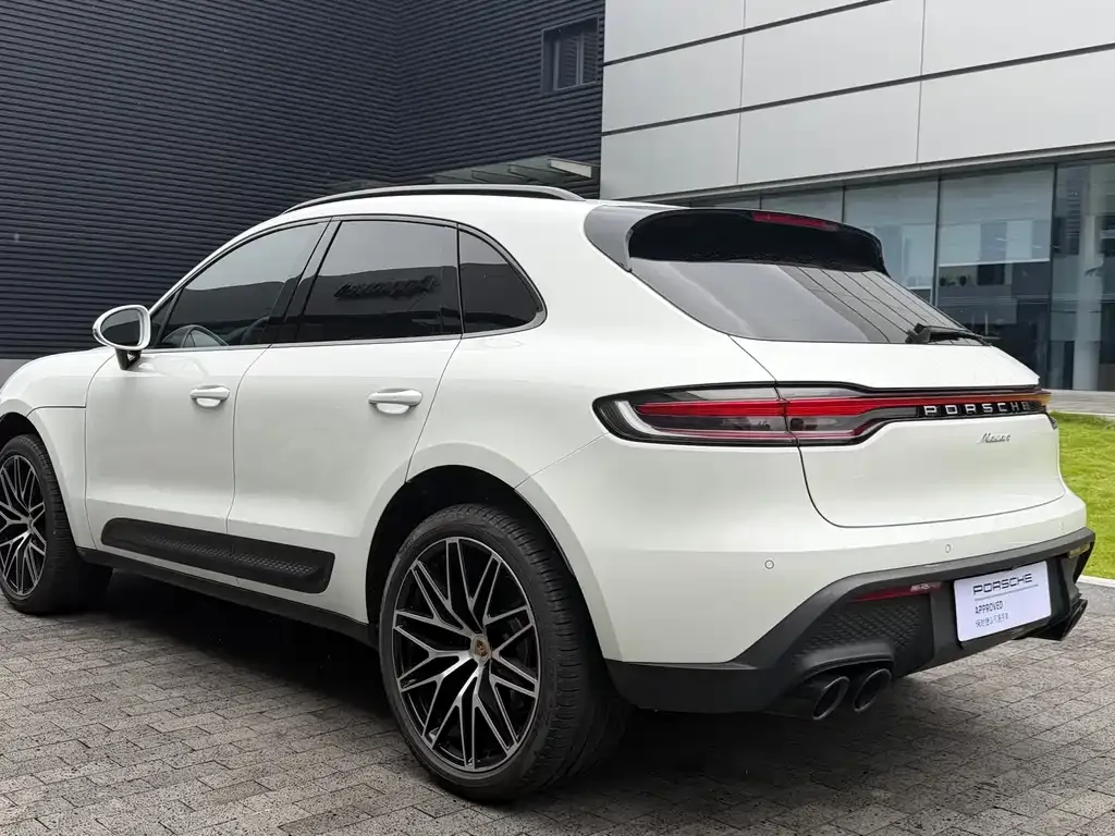 Porsche Macan — фото 10