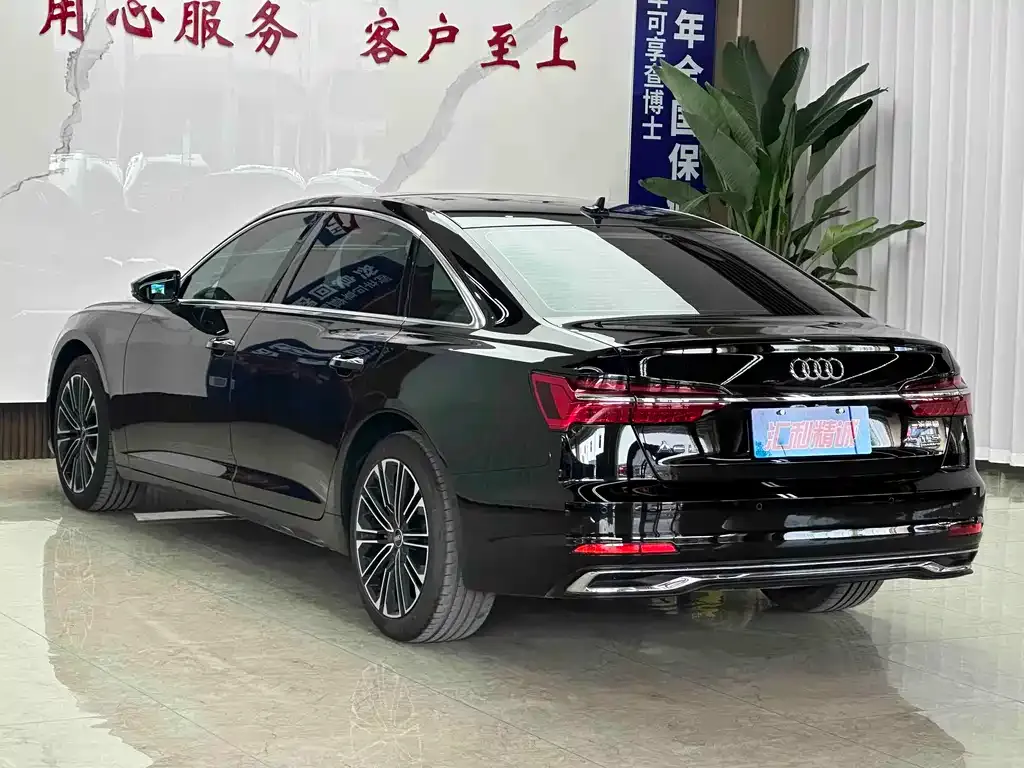 Audi A6L — фото 5